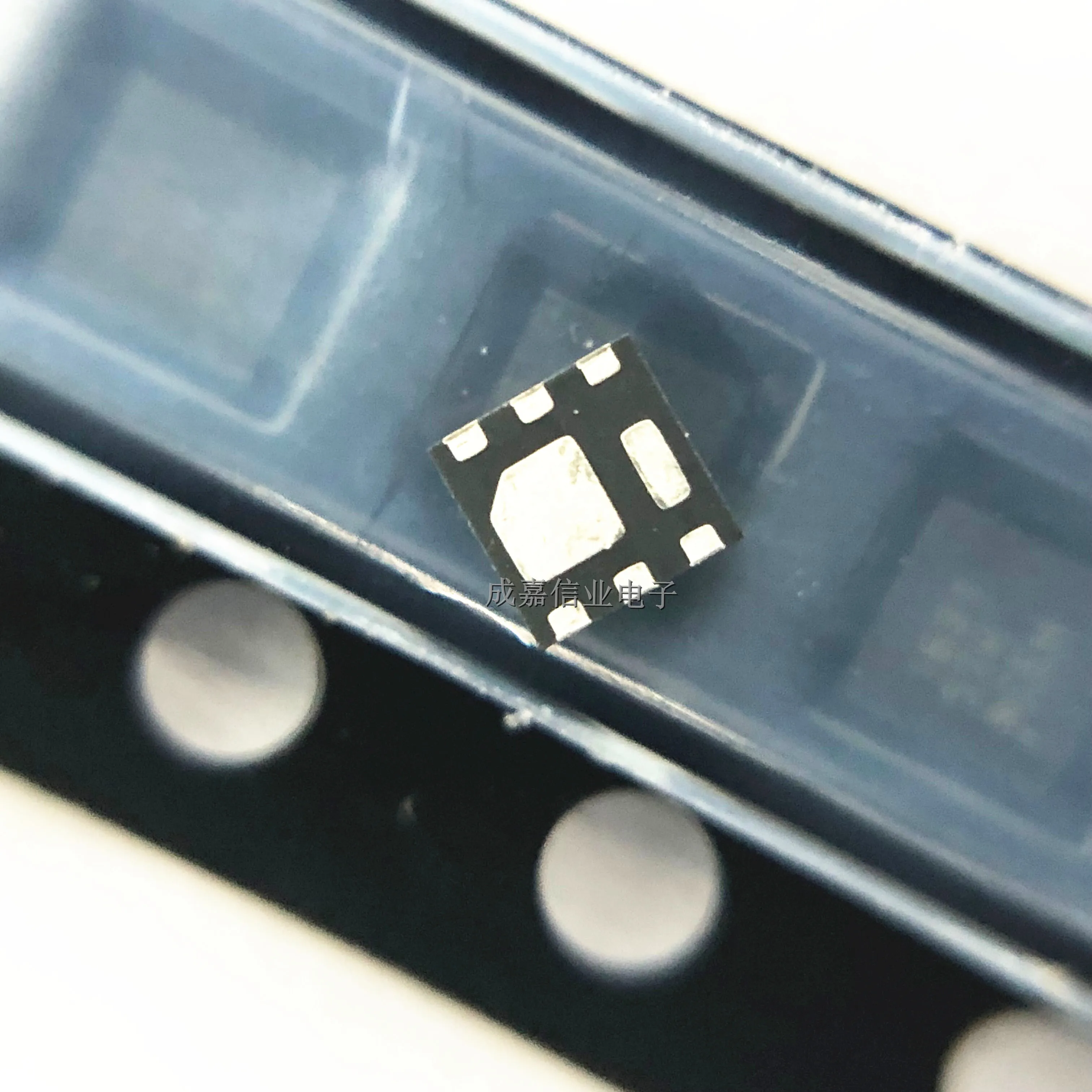 10pcs/Lot CSD16301Q2 WSON-6 MARKING;1631 MOSFET N-Channel NexFET Power Operating Temperature:- 55 C-+ 150 C