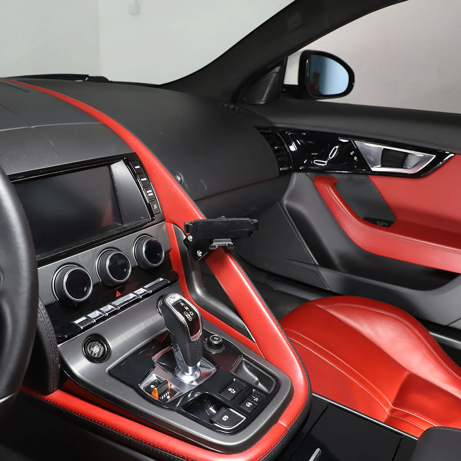 1 PCS Car Center Console Handle Cell Phone Bracket For Jaguar F-TYPE 2013-2024 Car Cell Mobile Holder Phone Stand Accessories - Image 5
