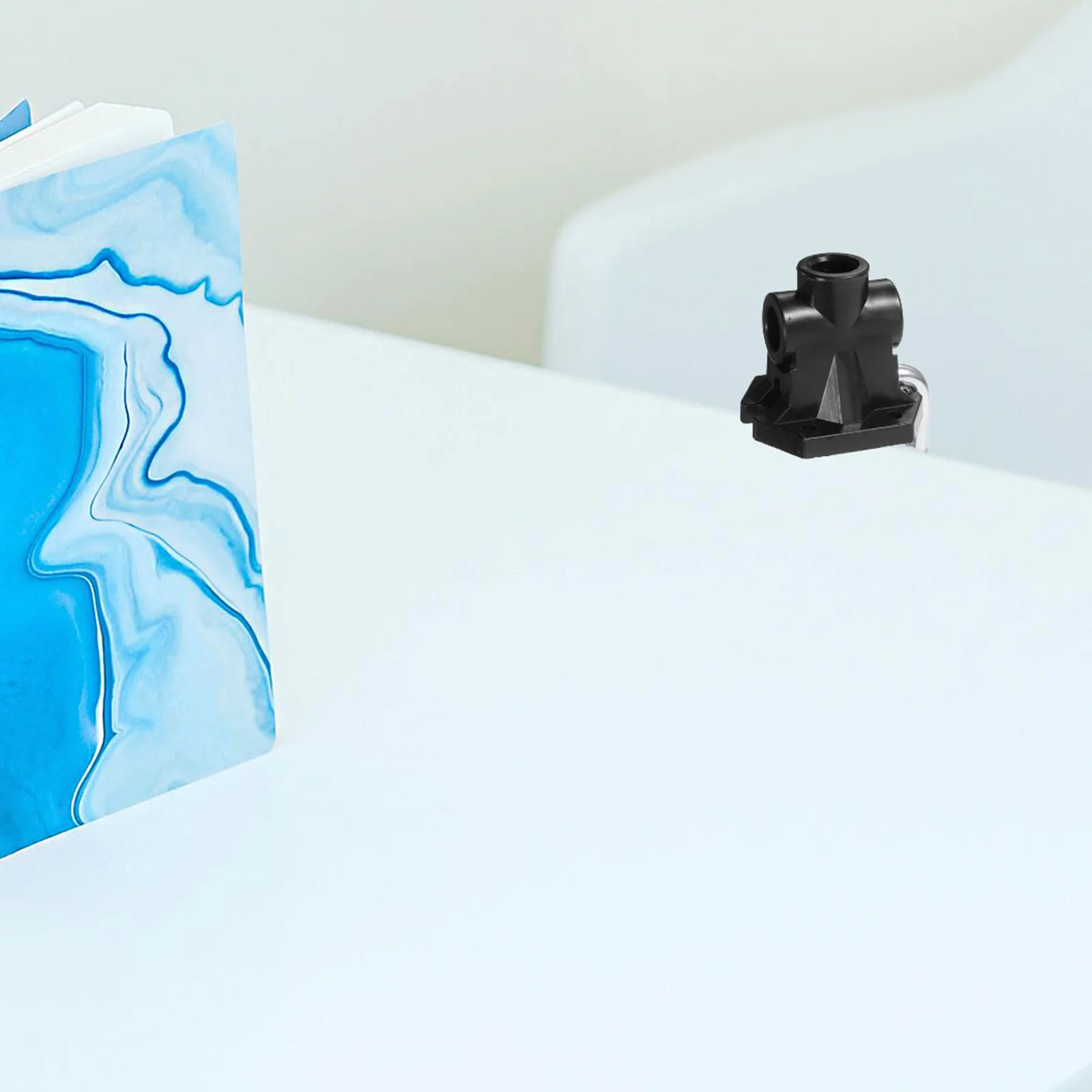 

6Pcs Metal Desk Lamp Clamp Secure Hex Lock Design Holder for Table Work Study Reading Light Clip Bracket Mount