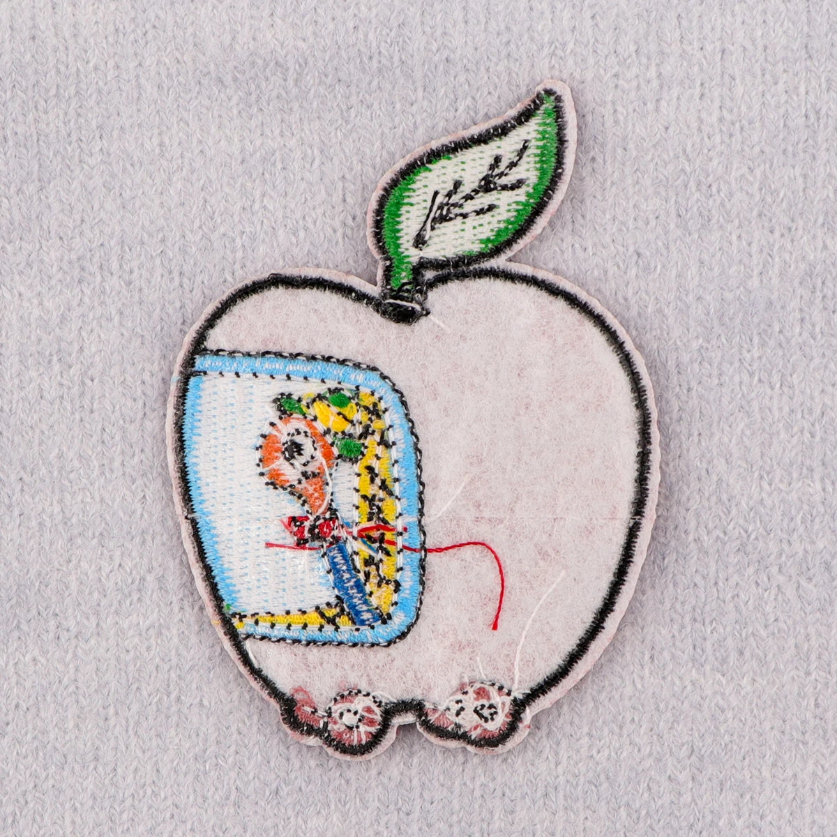 Funny Apple Embroidery Patch Cartoon Iron On Patches For Clothing Thermoadhesive Patches On Clothes DIY Sew Badges