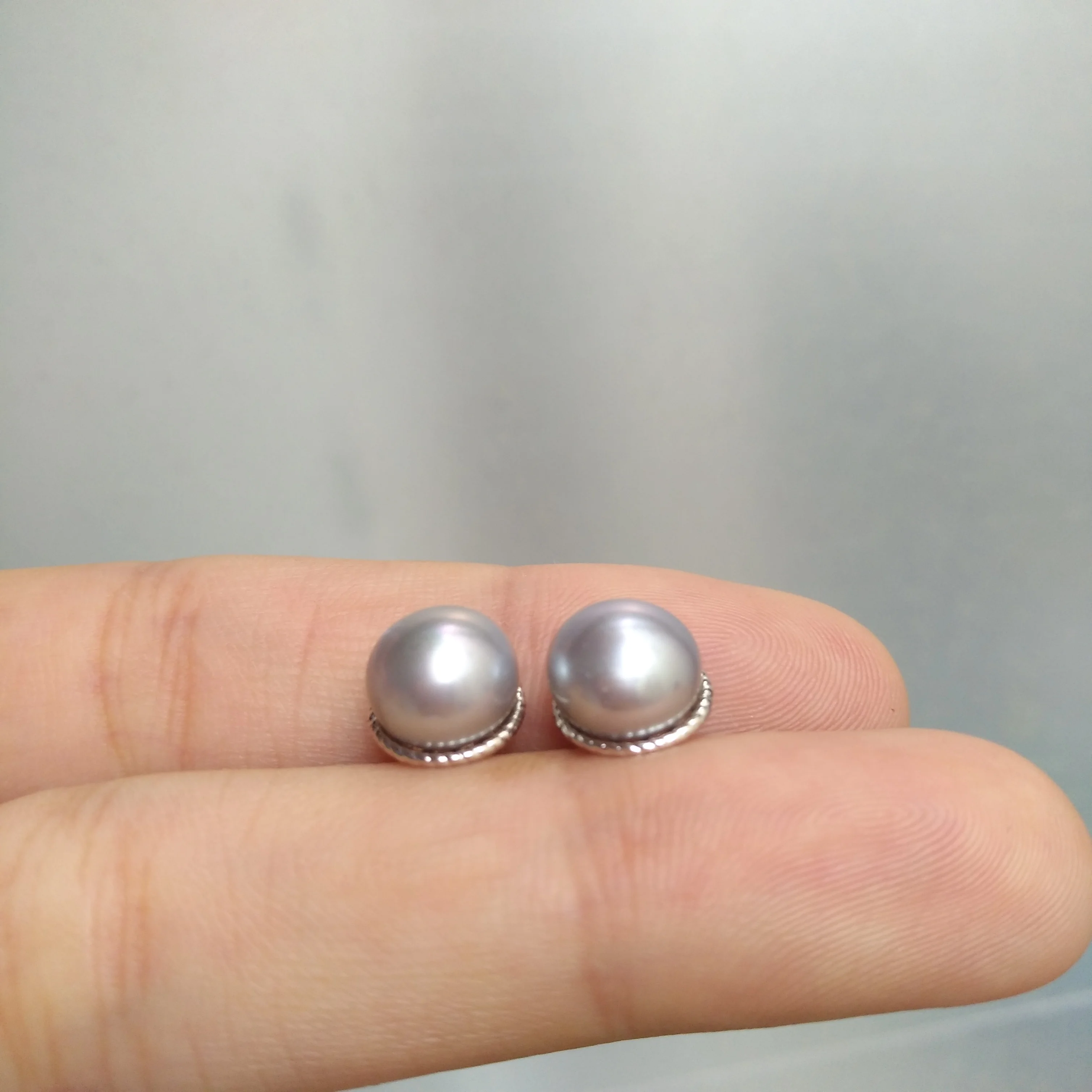 Hot Dainty Aaaa Vintage 6-7mm Natural Seawater Light Akoya Gray Real Pearl Earrings Apply Any Occasion