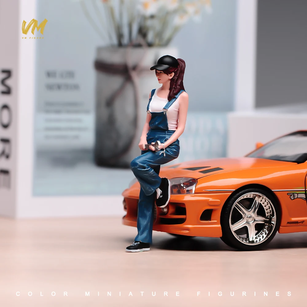 Face Painted Miniatures 1/18 1/24 1/43 1/64 1/87 Headphone Girl Young Woman Jacket Boy Tough Guy Scene Props View Vehicle Decor image 33