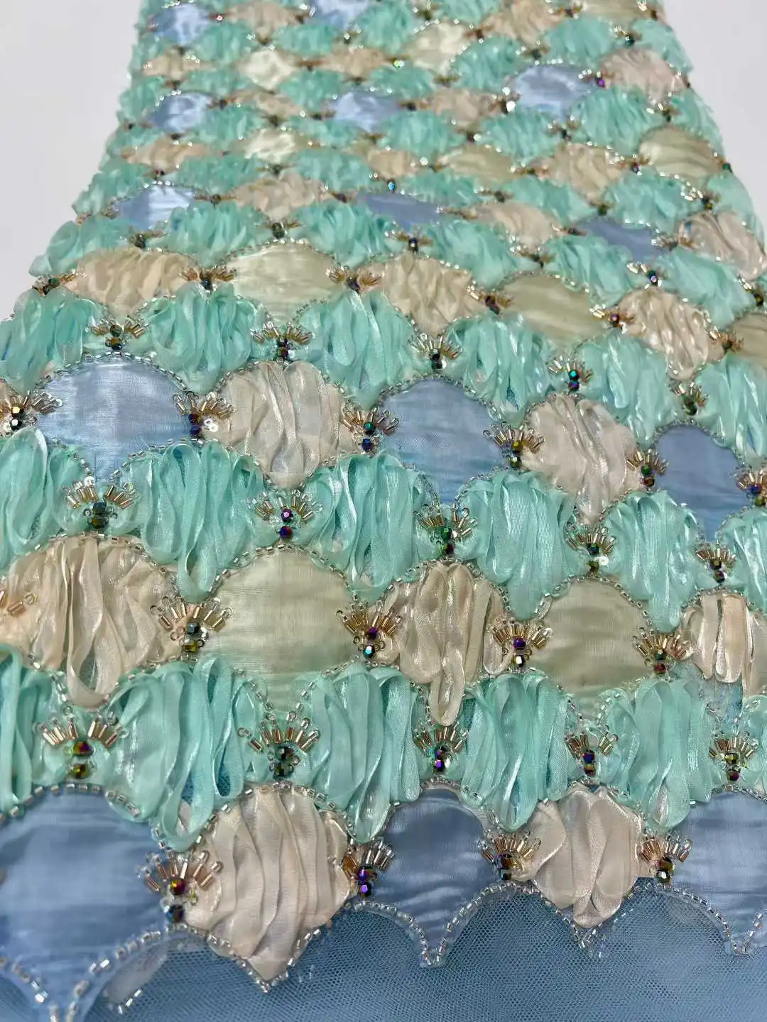 

3D Hot New African Beaded Lace Fabric 5 yards Luxury French Sequins Embroidery Mesh Lace Fabric Ladies Wedding Party Dresses