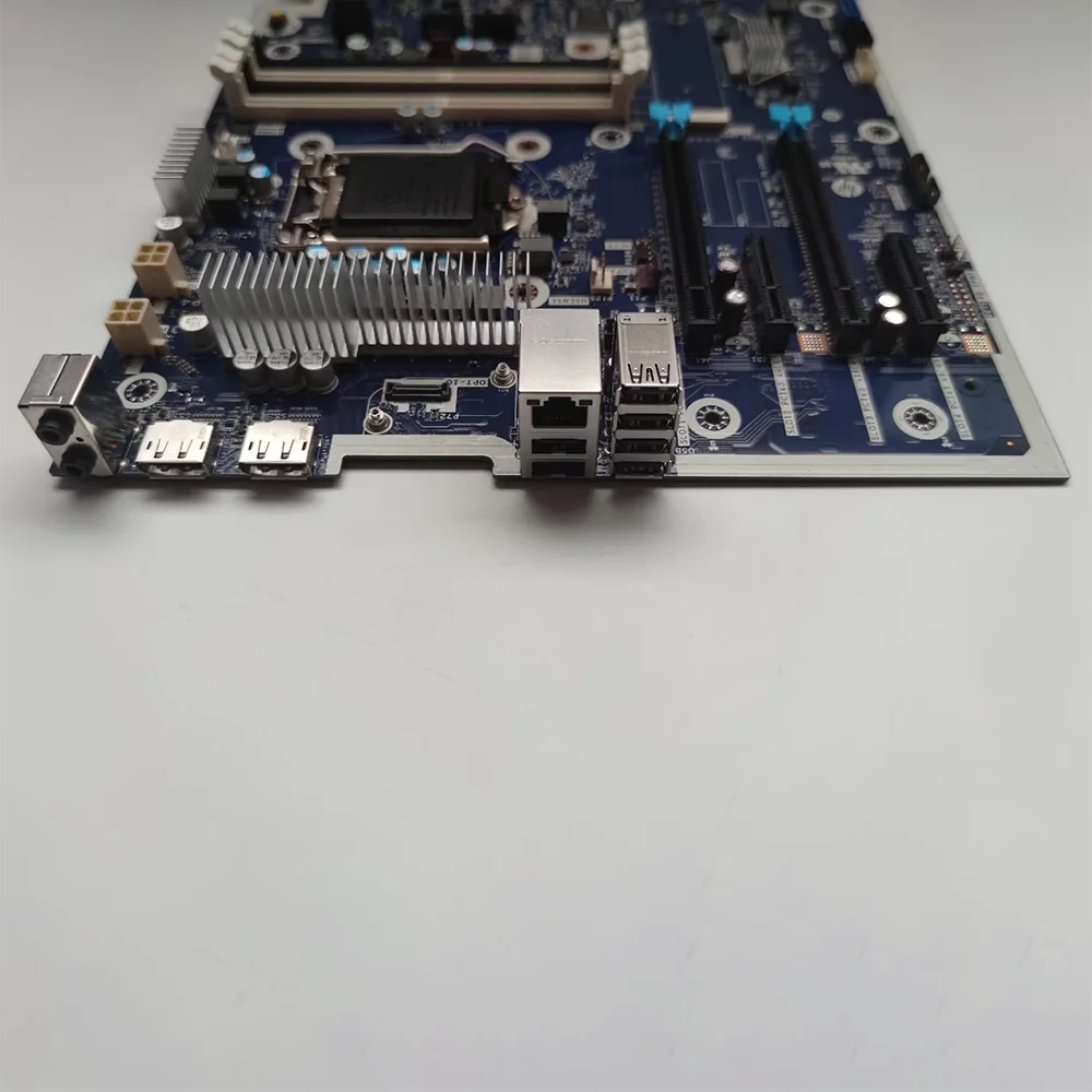 

Материнская плата рабочей станции для HP Z2 G8 M21748-001 M38939-001 M38939-601