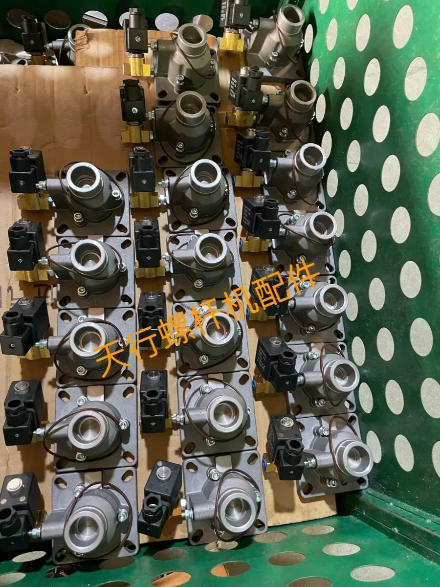 

Винтовой впускной клапан воздушного компрессора в сборе 7,5 кВт-132 кВт AIV-25-40-50-65-85-120