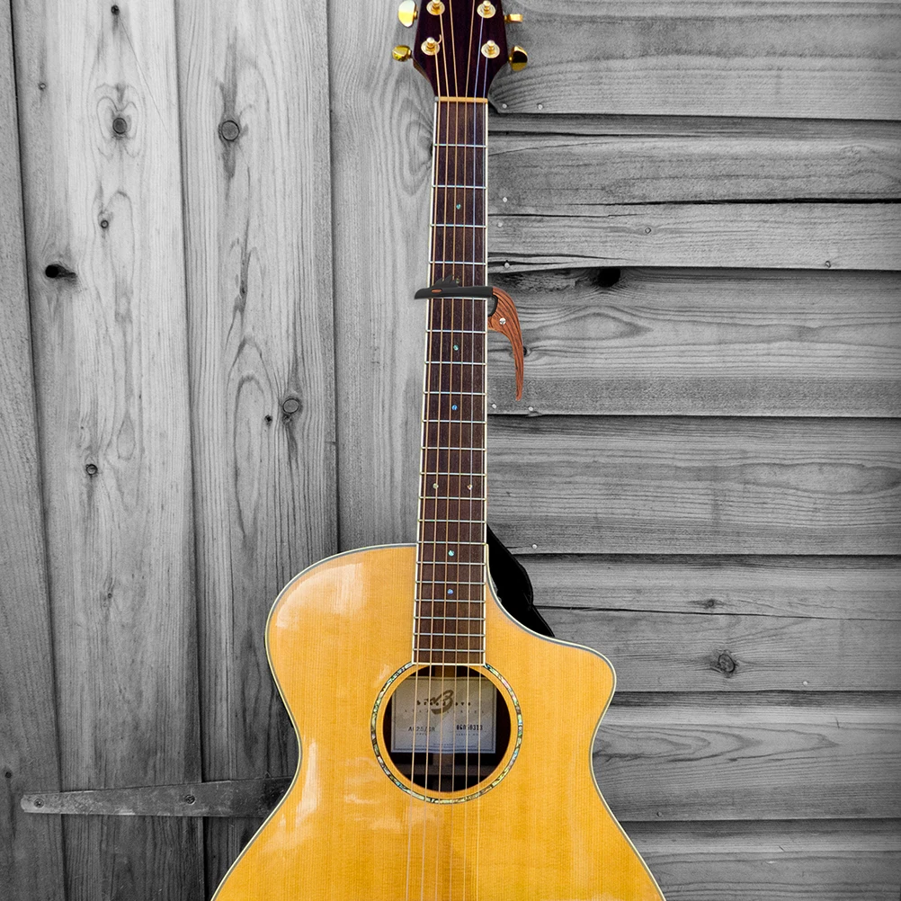 

Zinc Alloy Guitar Capo Lightweight Durable Tone Modified Clip for Acoustic Electric Guitars Ukulele String Instruments