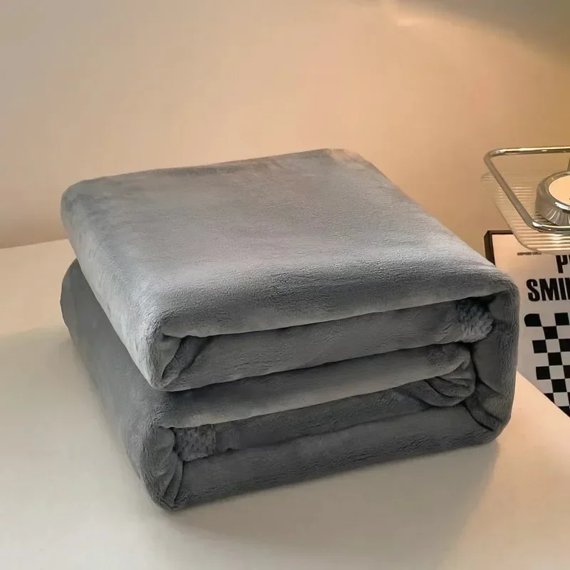 

2024 New Milk Fleece Blanket Three-piece Fleece Blanket Winter Warm Thickened Air Conditioning Multifunctional Fleece Blanket