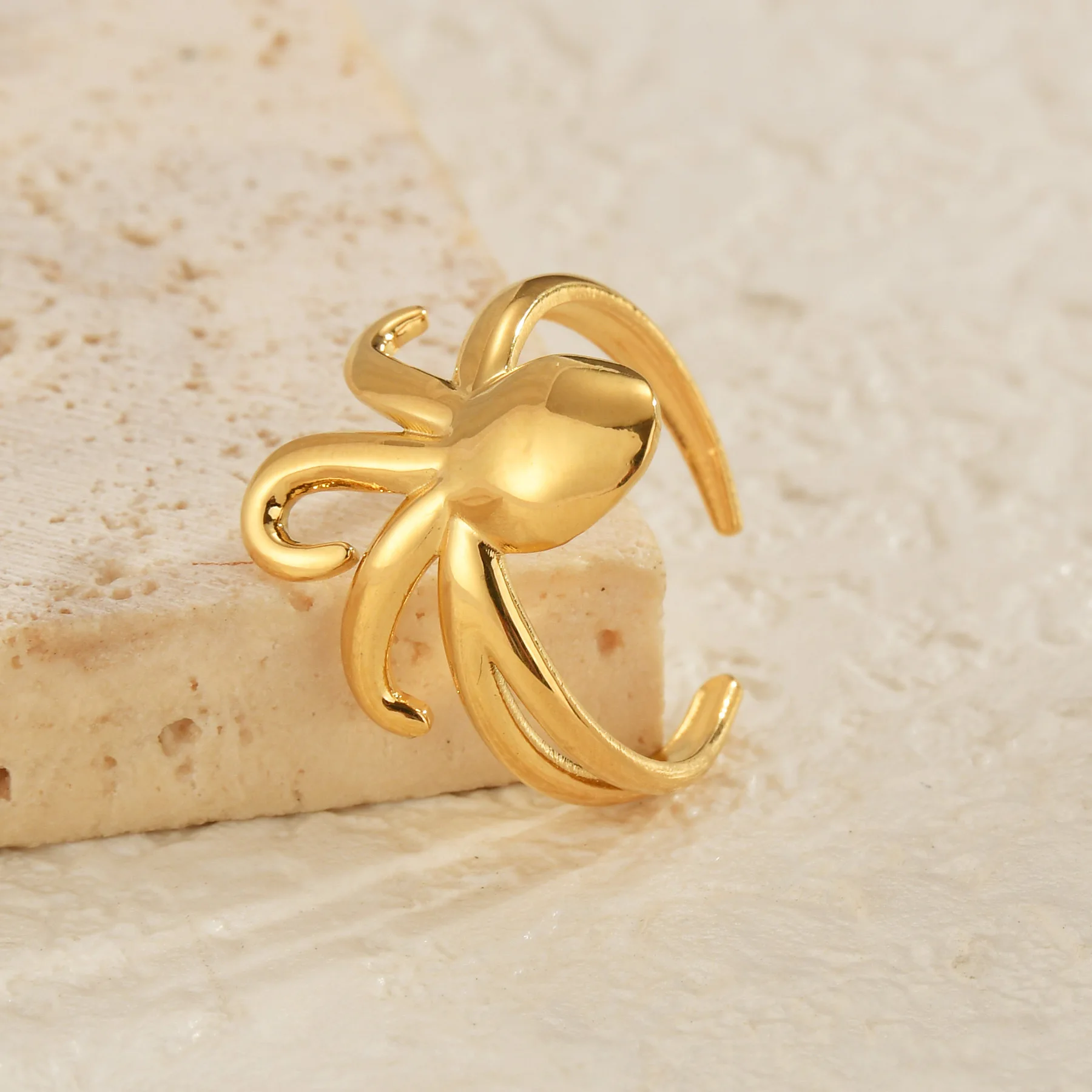 18K Gold Color Stainless Steel Smooth Fish Octopus Ring For Women Trendy Personal Wedding Couple Metal Open Rings Jeweliry Gifts