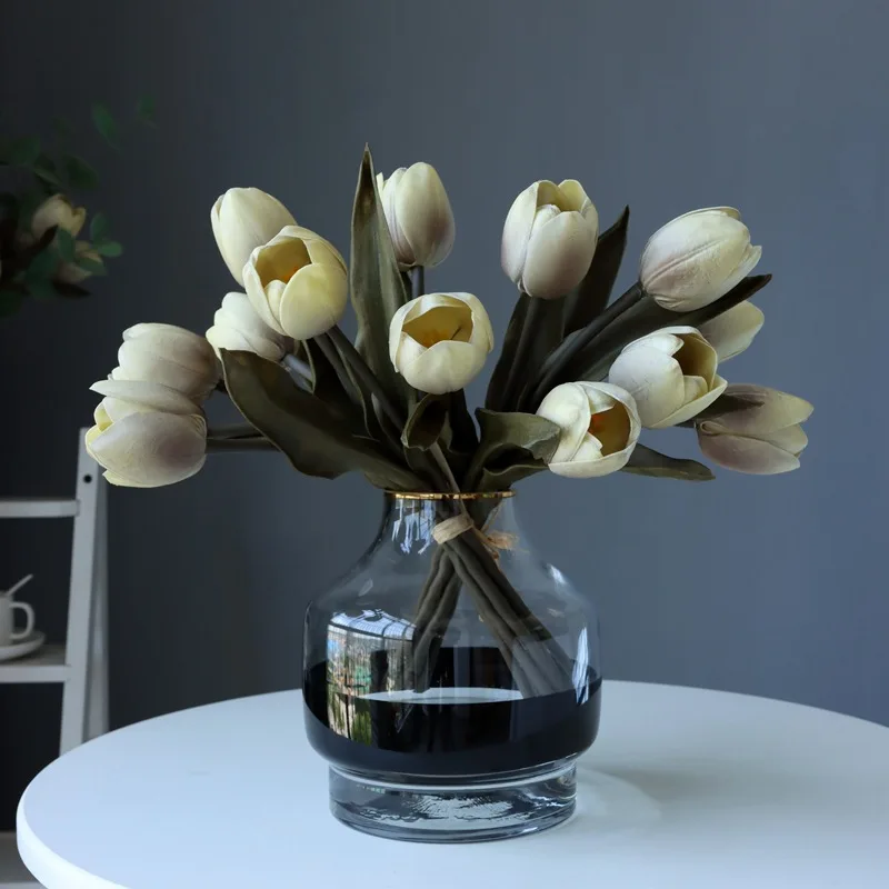 7 Pcs/Bunch Luxury Pu Tulip Artificial Flowers Fake Bouquet Interior Home Desktop Decoration Bridal Bouquet Wedding Party Decor