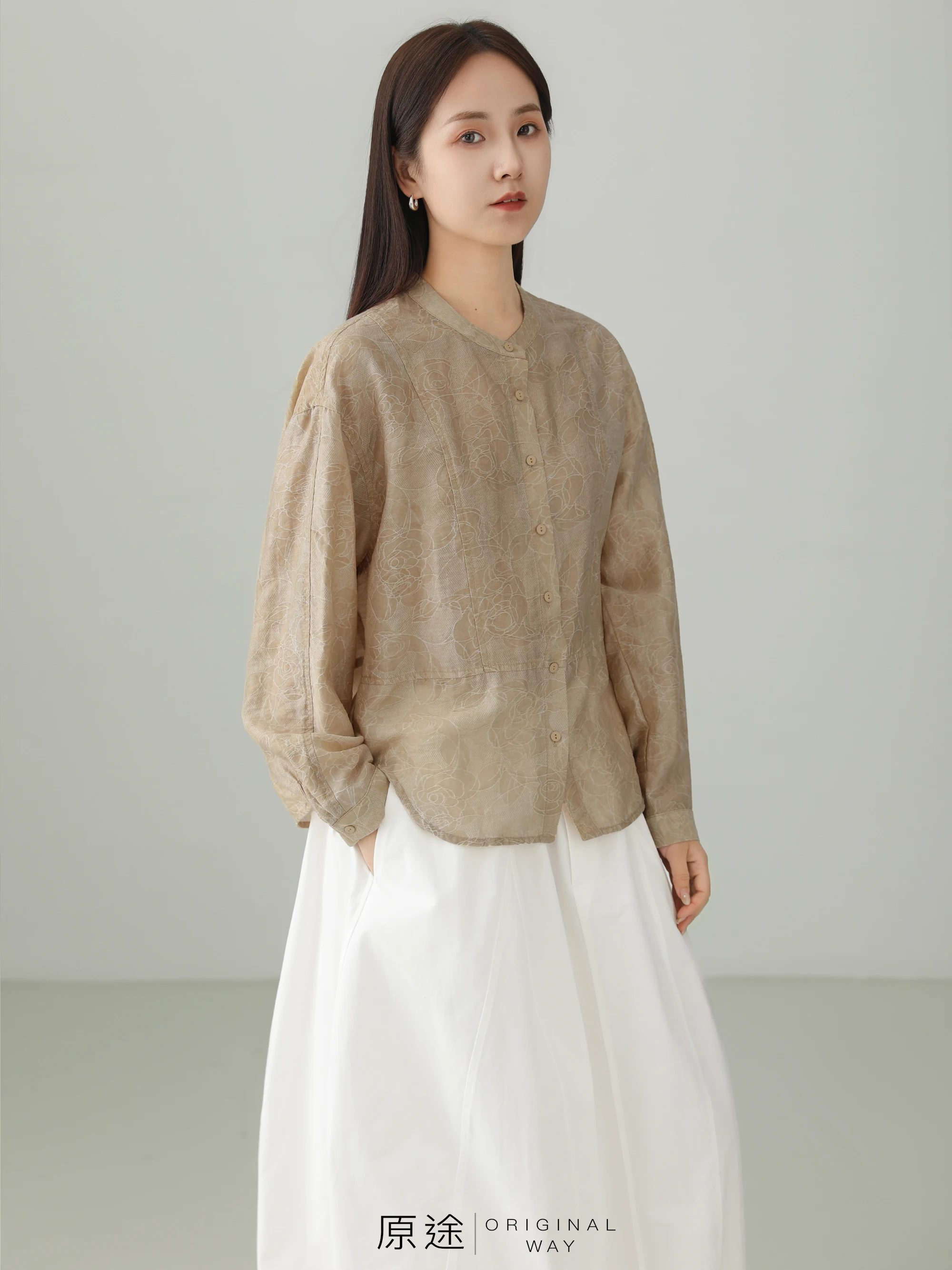 

Elegant Embroidered Shirt Women's Spring Summer High Waist Fashionable Top Loose Fit round Neck Long Sleeve Casual Shirt