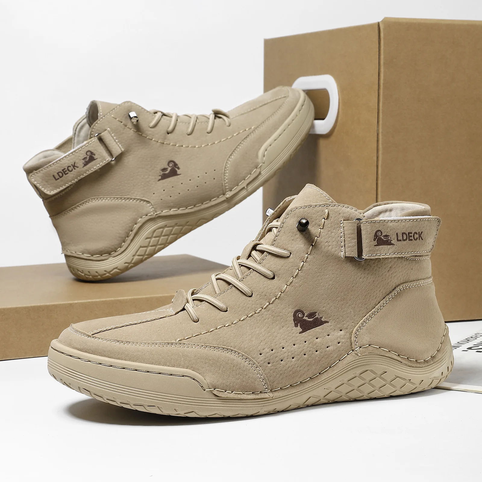 

Men's High Top Leather Boots Autumn Winter Casual Short Platform Boots Outdoor Luxury Non-Slip Comfortable Warm