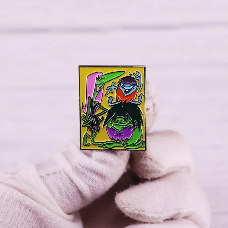 Macabre monstruos familia esmalte pin los gruesomos dibujos animados animación broche insignia mochila accesorios de joyería