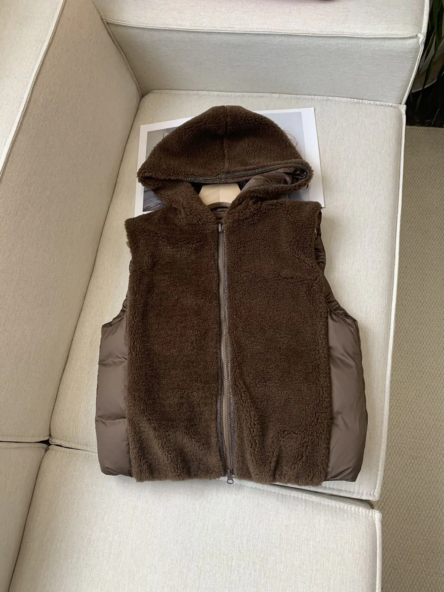 New Reversible Goose Down Hooded Vest Zipper Vest For Women With Low-Key Luxury And Leisure