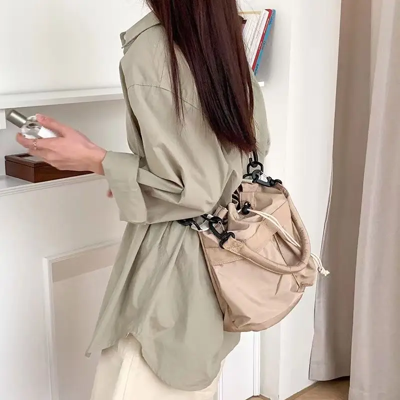 Fashion Shoulder Bags Women Nylon Popular Lightweight Drawstring Bucket Bag Casual Korean Daily Large Capacity Crossbody Bag