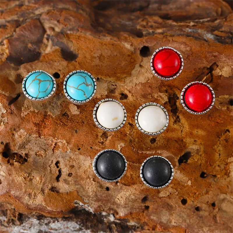 

4 pairs set Western Stud Navajo Turquoise and Concho Stud Earrings Pack Stamped Tribal Print Jewelry Punchy Cowgirl Accessoires