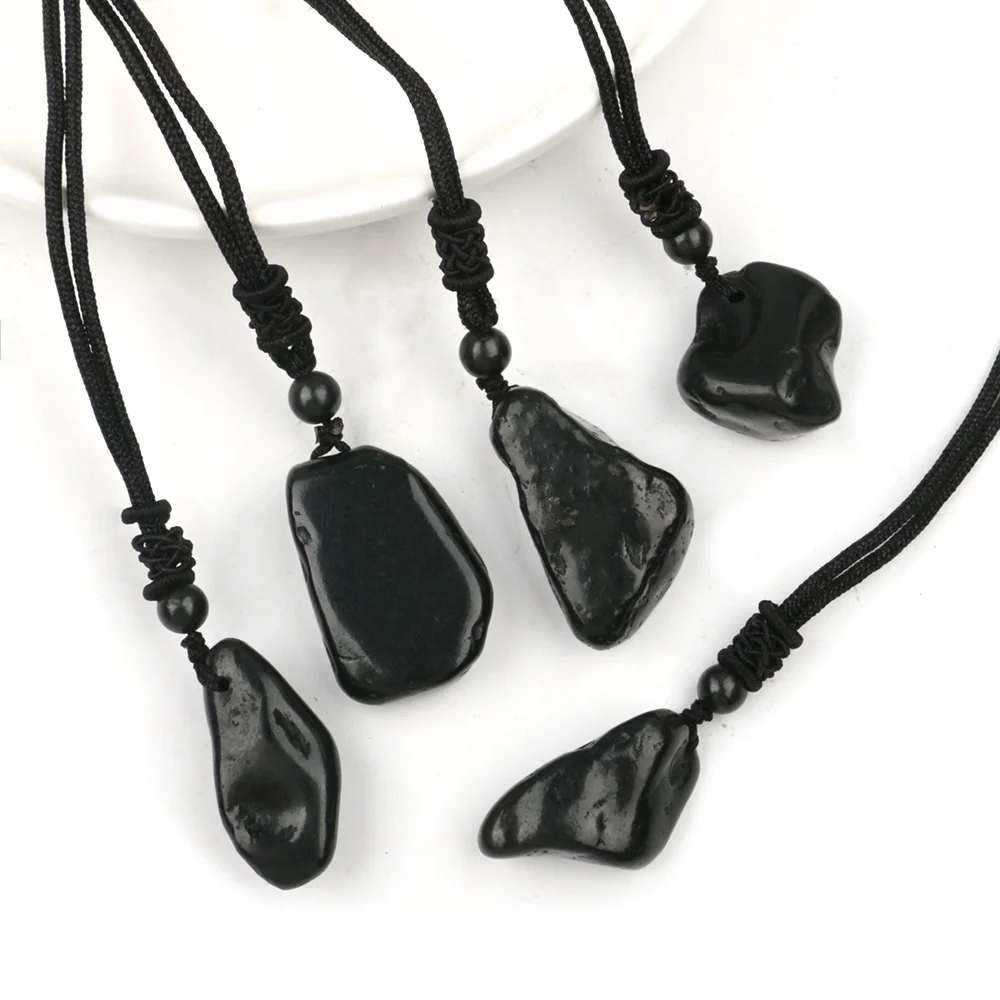 Colares de Pedra Shungite Natural com Proteção EMF, Pingentes Irregulares de Shungita, Aleatórios 5-20g, Gemas Negras Originais para Cura Energética
