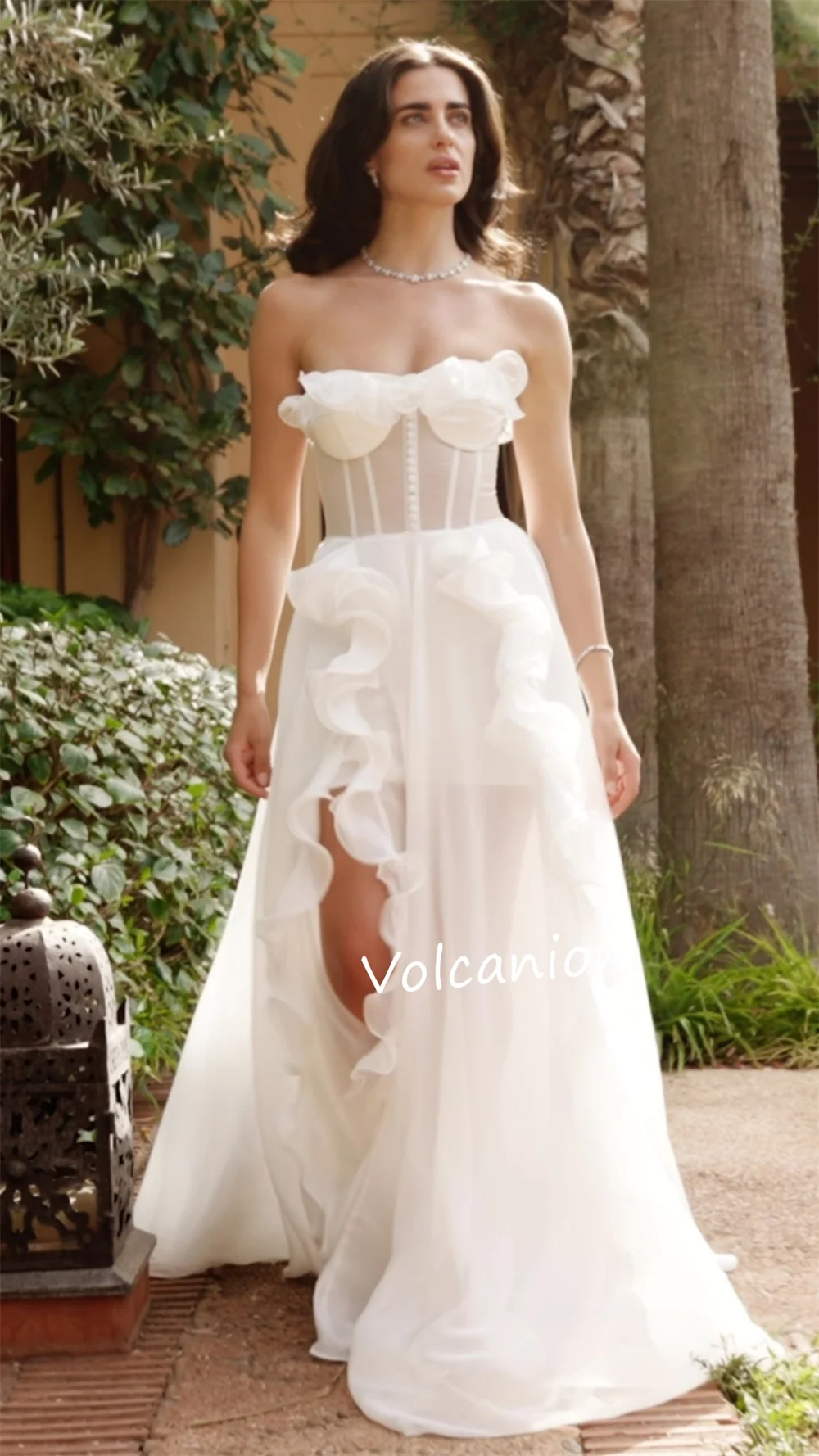 Abiti lunghi senza spalline a trapezio con volant in nastro di chiffon per feste formali personalizzati Occasioni su misura Semplice squisito