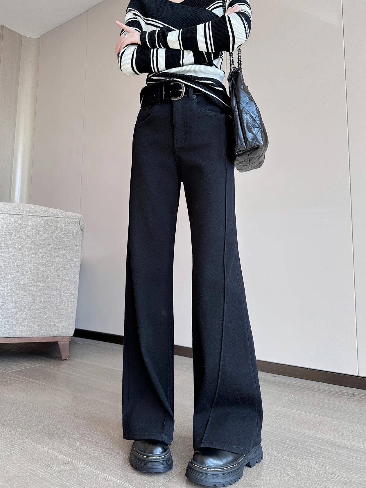 

Джинсы женские с высокой талией, зимние 2025, облегающие, тонкие, с легким расклешением, модные, длинные, повседневные