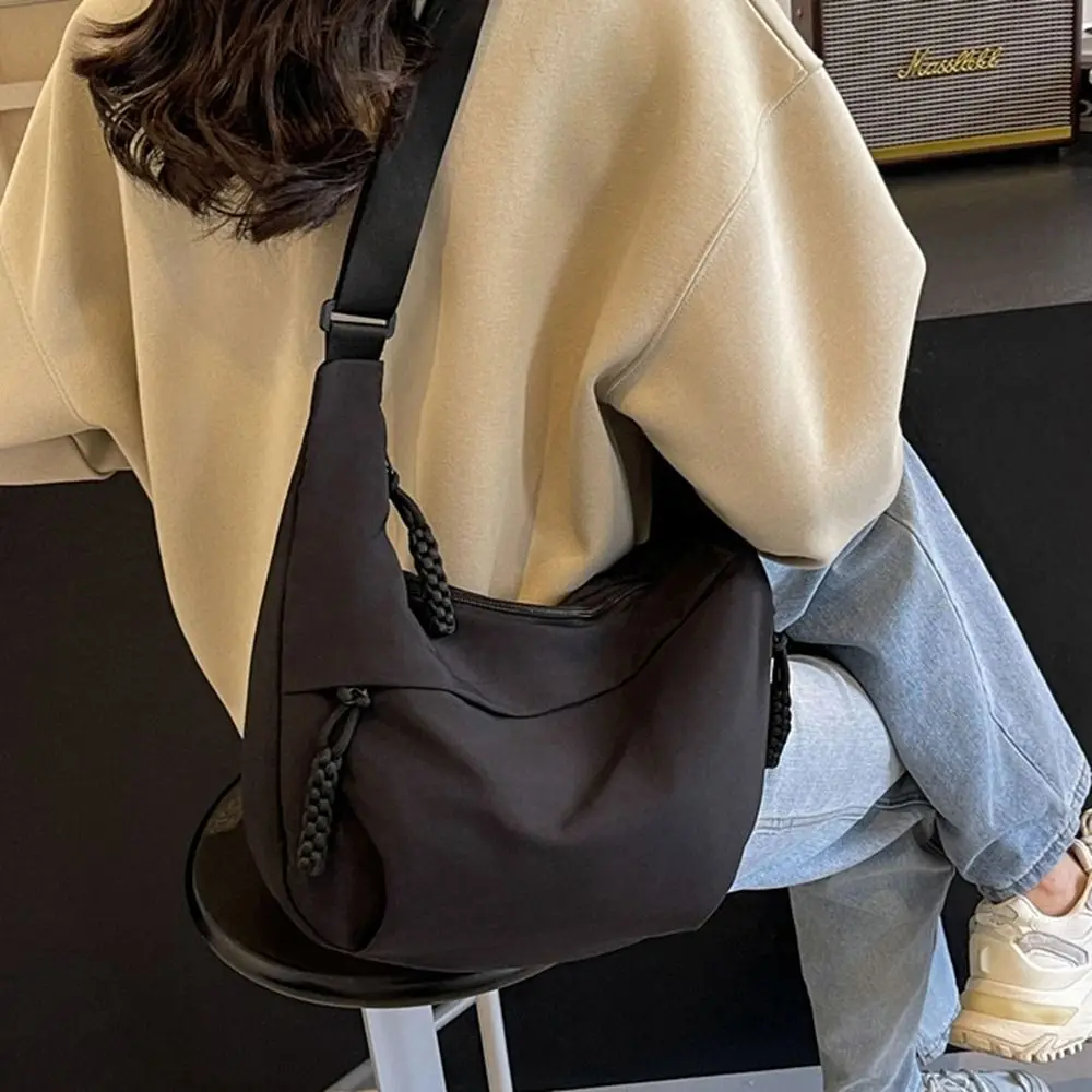 

Korean Style Nylon Shoulder Bag Tote Bag Solid Color Oxford Cloth Crossbody Bag Large Capacity Dumpling Bag Office Worker