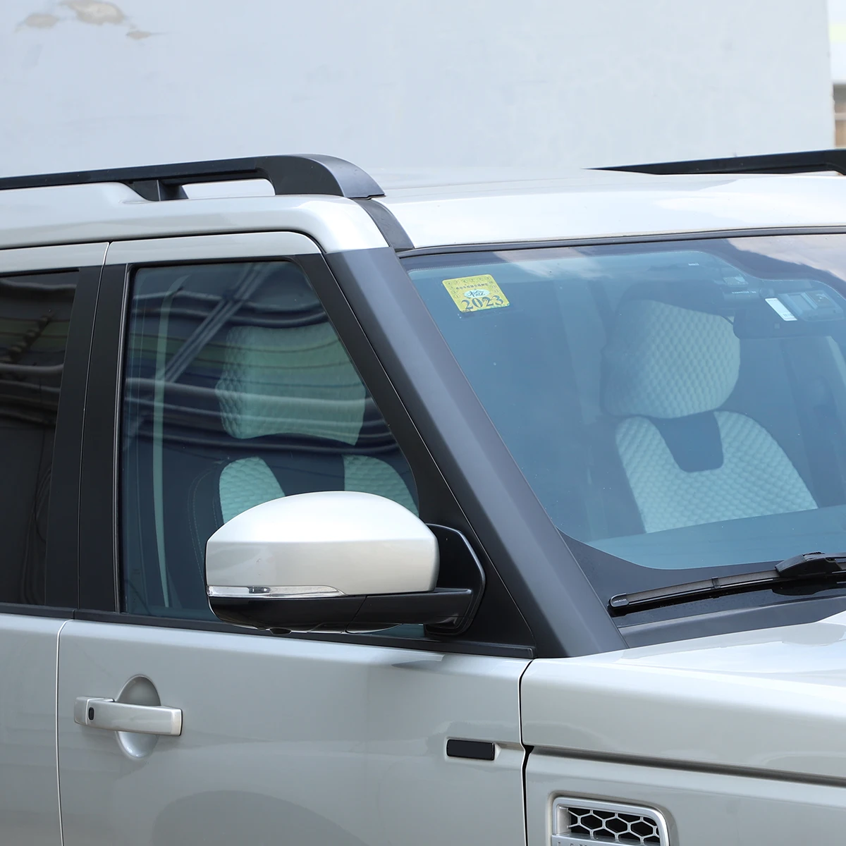 For Land Rover Discovery 4 LR4 2010-1016 ABS Matt black Car Front Windshield Glass A-Pillar Trim Cover sticker Car Accessories