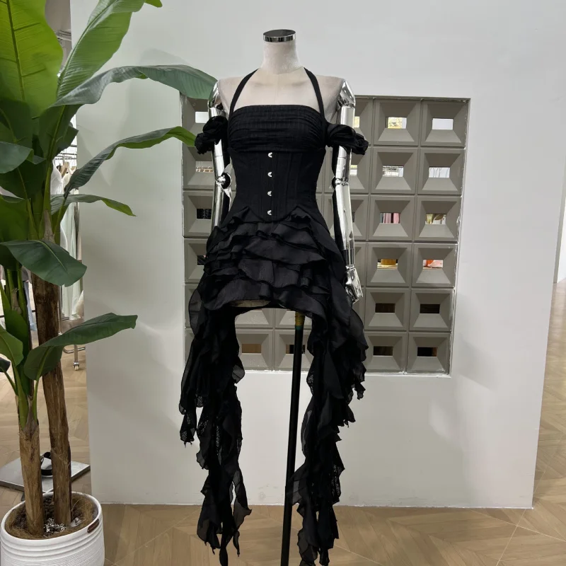 

Нишевое дизайнерское альтернативное платье без бретелек с кисточками и поясом на талии, однотонные шорты, новый летний хит продаж, комплект