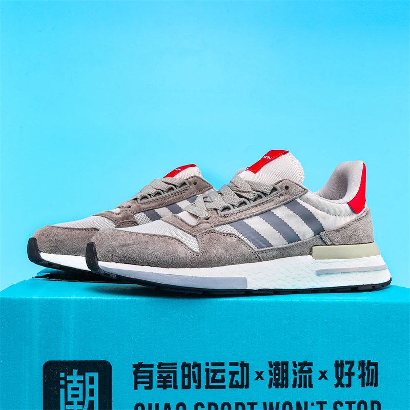 

Professional Football Boots Man High Top TF/FG Mens Soccer Shoes Light Non-Slip Football Futsal Shoes For Men Chaussures De Foot