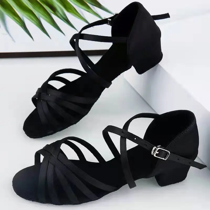 Scarpe da ballo latino per bambini professionali Scarpe da ballo da donna per bambini Scarpe da ballo standard con suola in pelle di mucca per interni