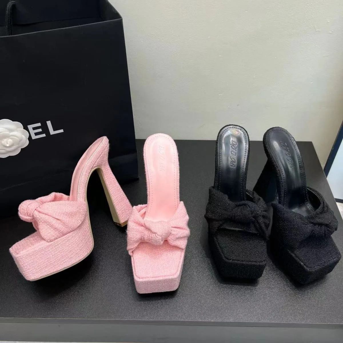 2026 New Women's Sexy High Heels Thick Bottom Sandals Summer Outdoor Wear Waterproof Platform Stage Performance Footwear