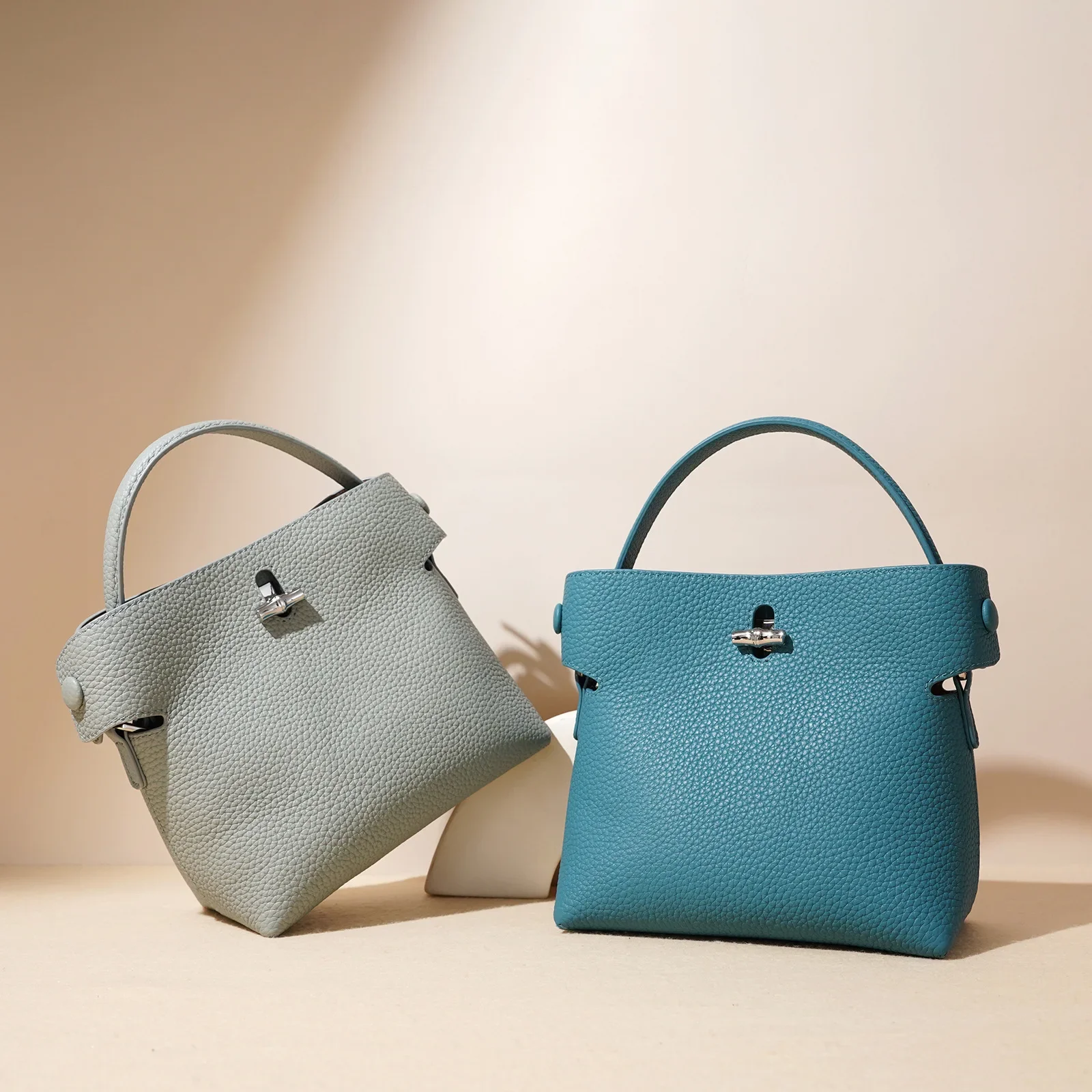 Trendy Designer Tote Bag With Original Square Shape And Letter Logo Also Designed As A Versatile Women's Diaper Bag