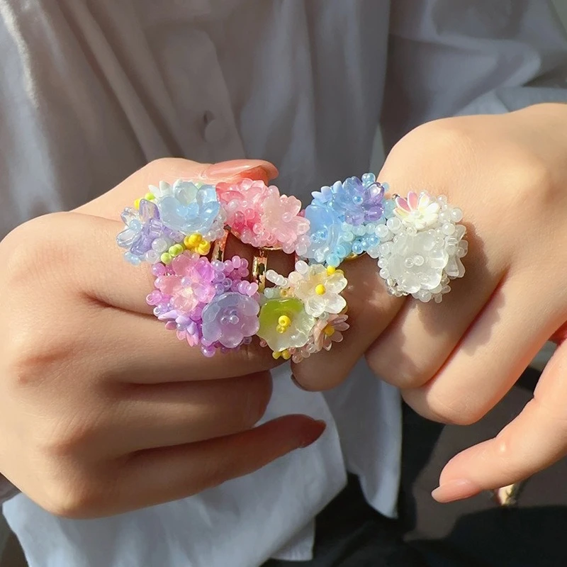 Dopamine Colorful Fresh Hydrangea Ring Women Temperament Charm Female Niche Design Sweet Beaded Daily Vacation Finger Jewelry
