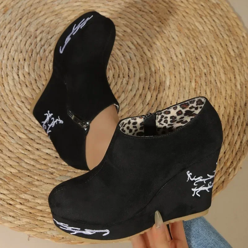 

Spring and Autumn High Heel Wedge Women's Shoes with Leopard Pattern Side Zipper Interior, 2024 New Casual Round Head Boots