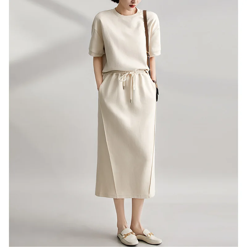 

Женский мягкий спортивный повседневный комплект: летний новый модный топ с коротким рукавом, открытый фасон, удобный крой, универсальный ансамбль