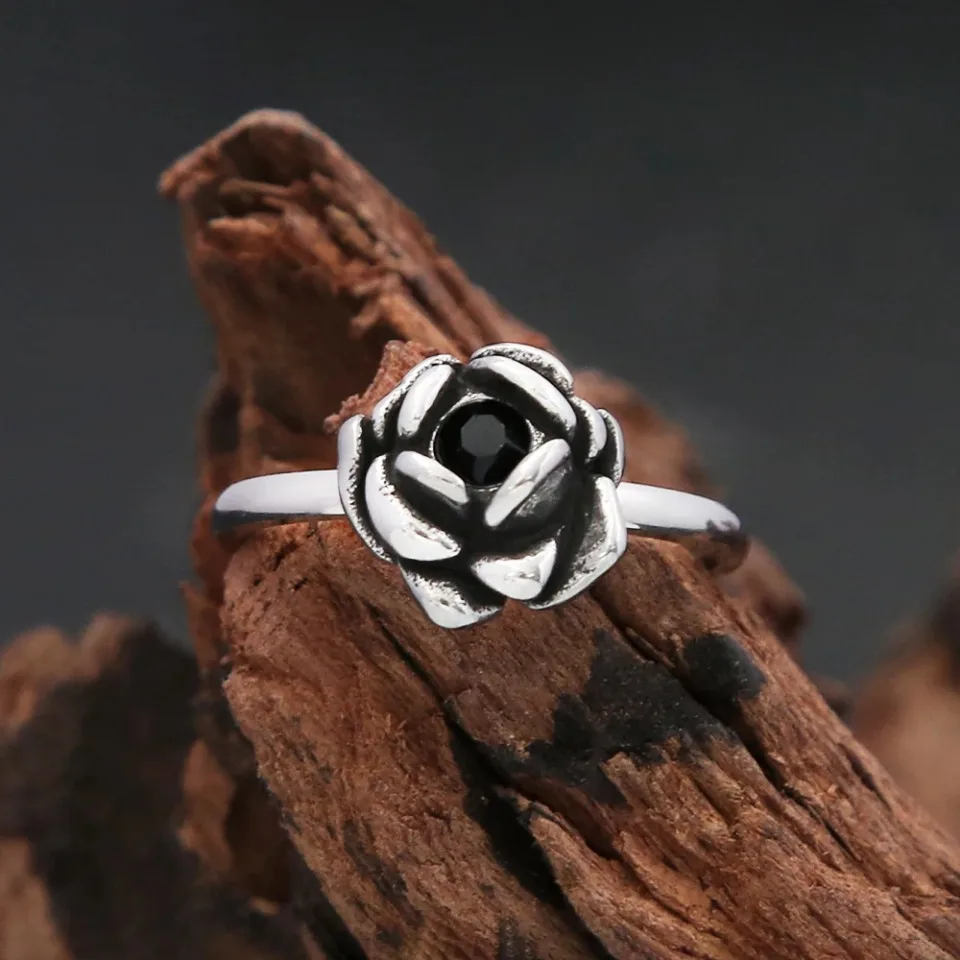 

Vintage Simple Rose Flower Rings For Men Women Stainless Steel Punk Black Stone Ring Fashion Couple Wedding Jewelry Dropshipping