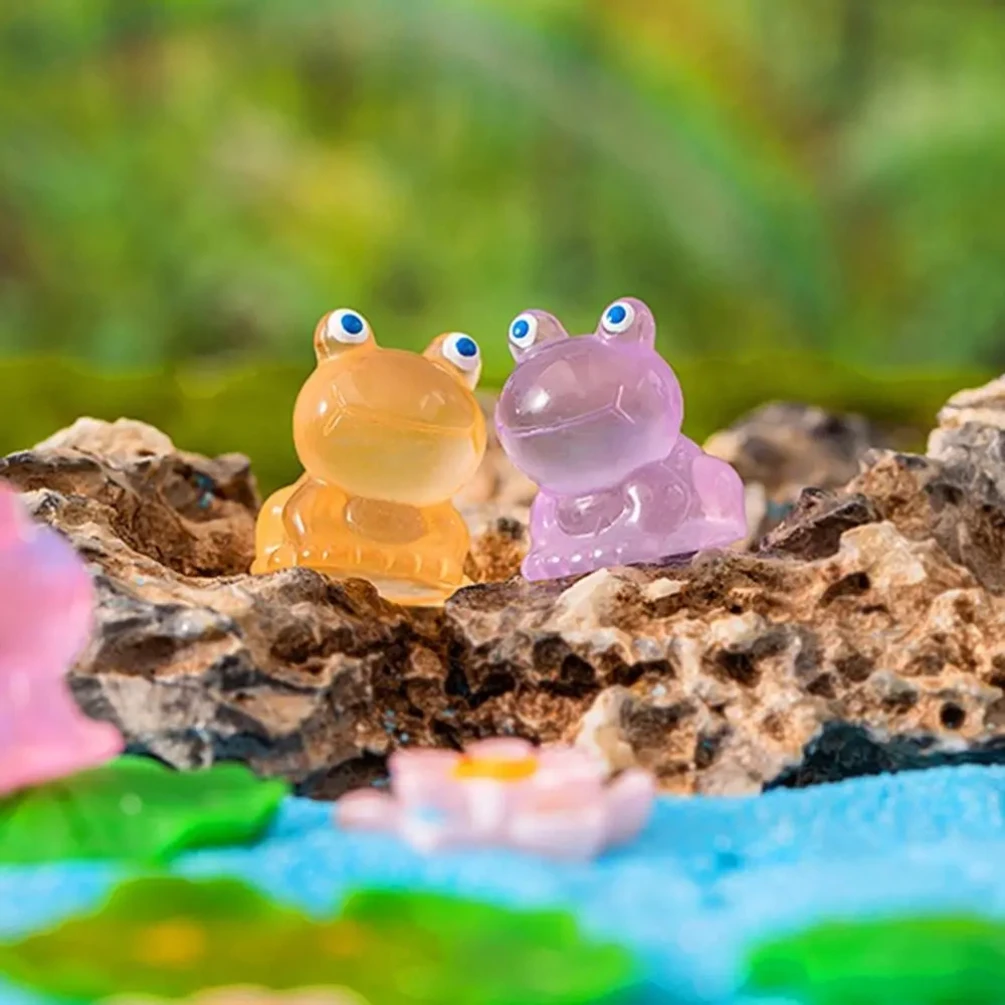 

Mini Frog Ornament Natural And Realistic Bright Color Easy To Clean Easy Clean Unique Design Miniature Sculpture Resin Mini Frog