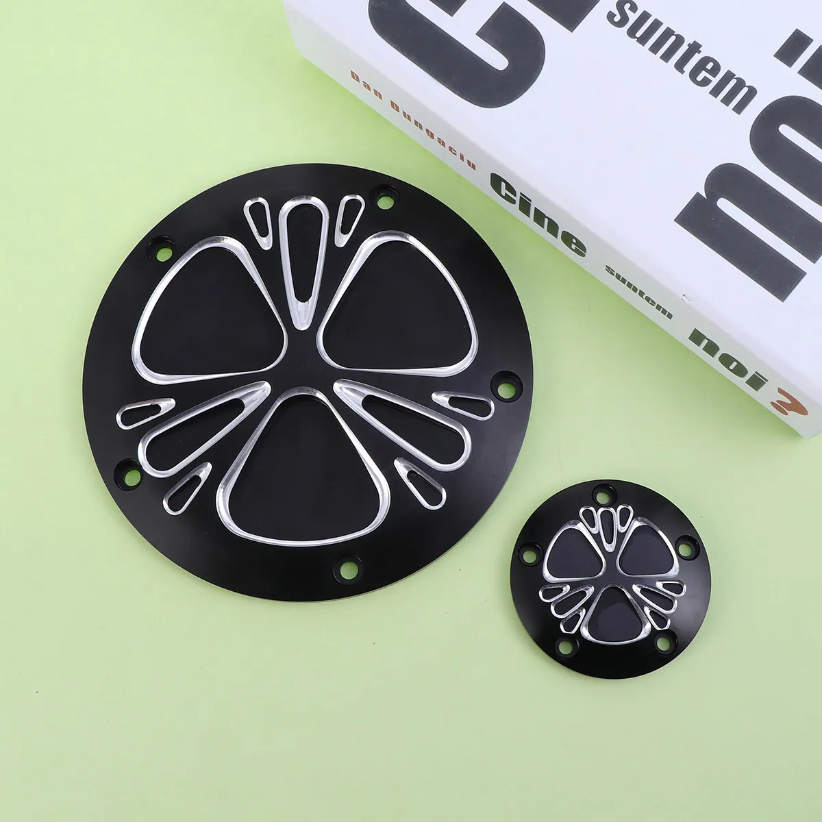 

Cnc Billet Aluminum Timer Cover Polished Anodized Surface for Motorcycle Derby Cover Softail Flhrs Fltfb
