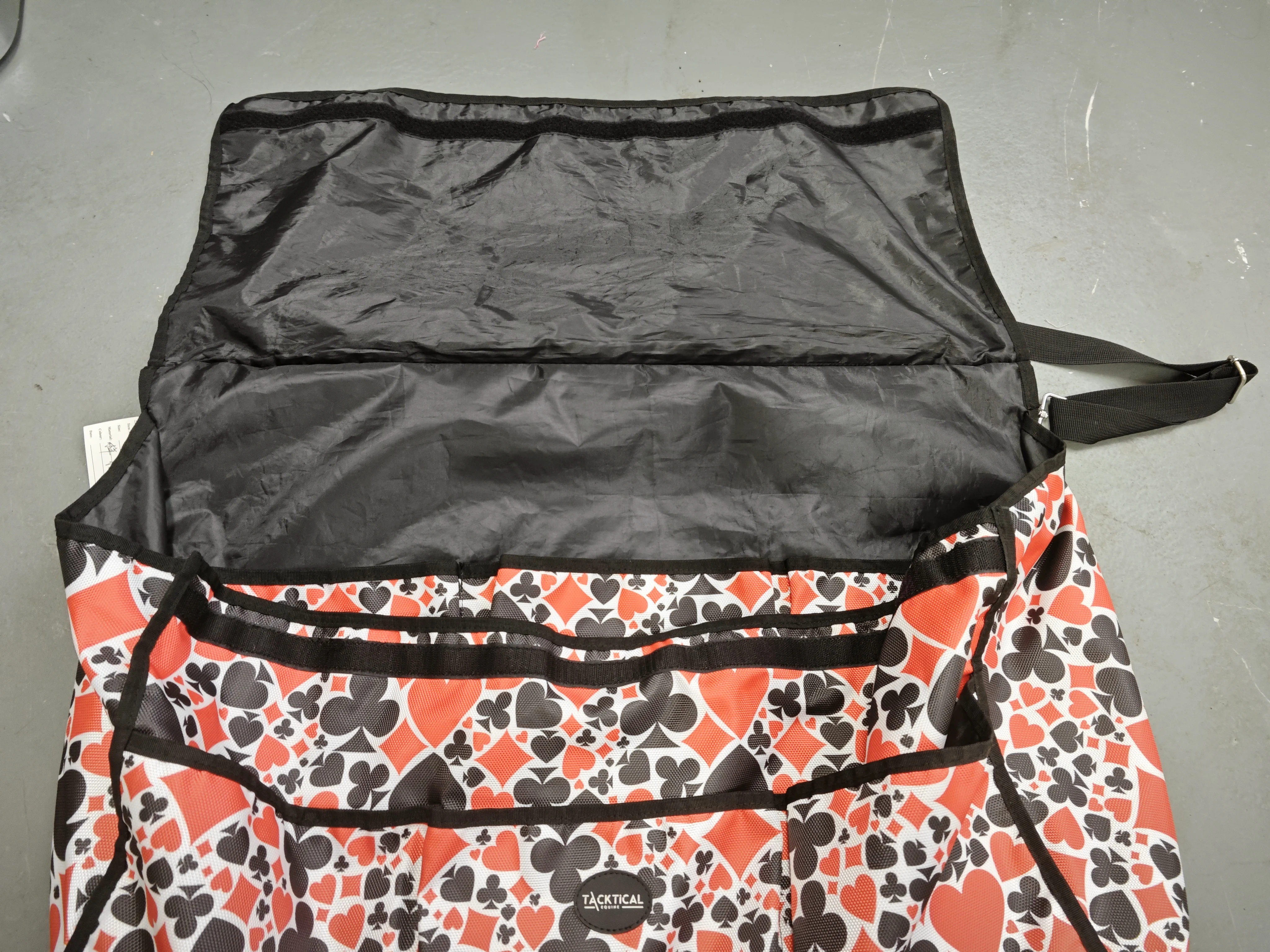 2025 Large Capacity Slow Feed Hay Bag with Waterproof Fabric for All Weather