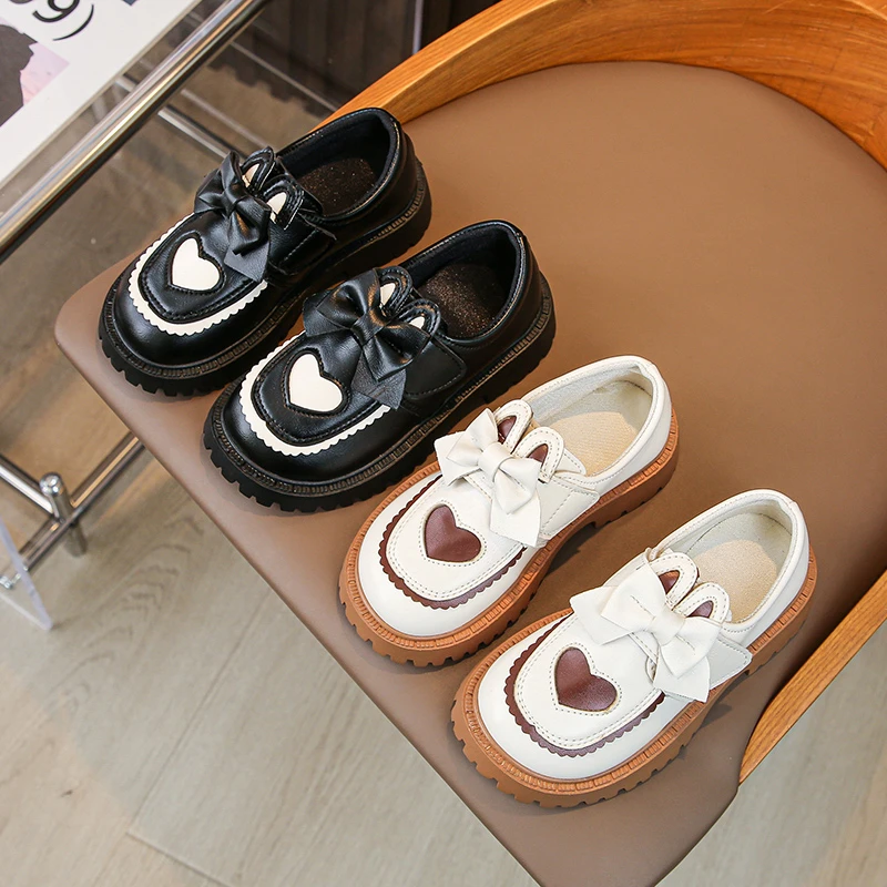2025 خريف جديد الفتيات حذاء مسطح لطيف الأرنب الدب الاطفال الأميرة أحذية أصابع مستديرة لينة وحيد الأطفال أحذية من الجلد الحلو عدم الانزلاق #4