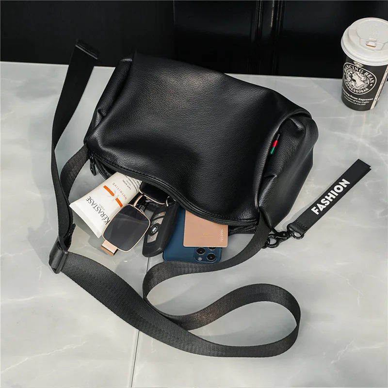 Fashion Casual Crossbody Bag Men Bucket Designer Bags Soft Leather Shoulder Bags Mens Shoulder Bag High Capacity Messenger Bags