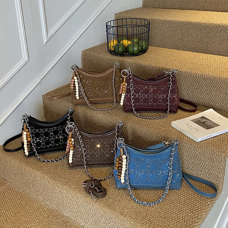 

2025 Best-Selling! Women's Stylish Rhinestone Handbag - Vintage Elegant Versatile, Handheld/Crossbody/Shoulder Trendy Bag