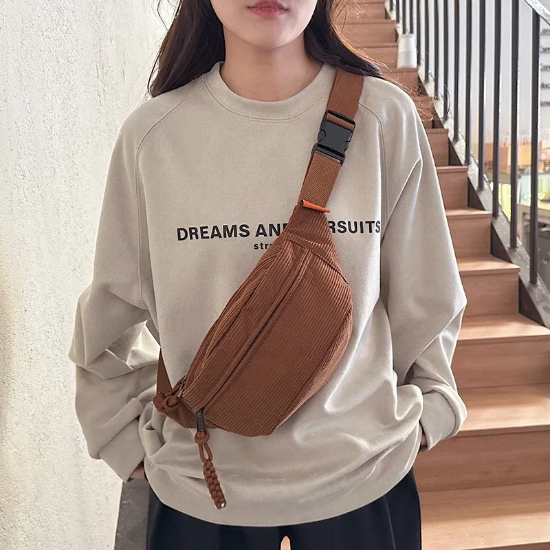 Simple chest bag, fashionable solid color waist bag, casual sports bag, corduroy shoulder bag, large capacity student image 2