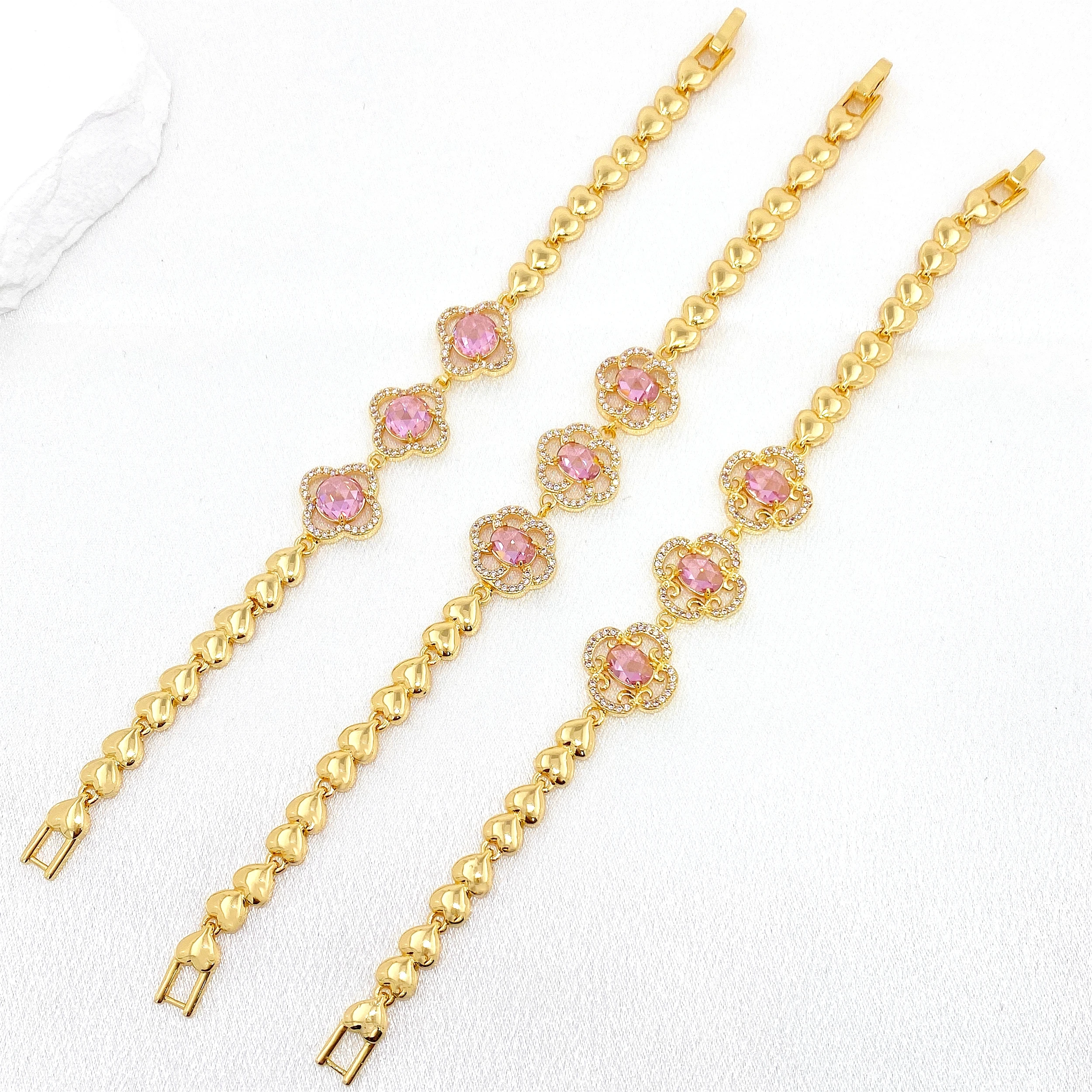 Luxury Clover Shaped Pink Stone Cubic Zirconia Crystal Bridal Bracelet Bangle Wedding Dinner Party Accessories