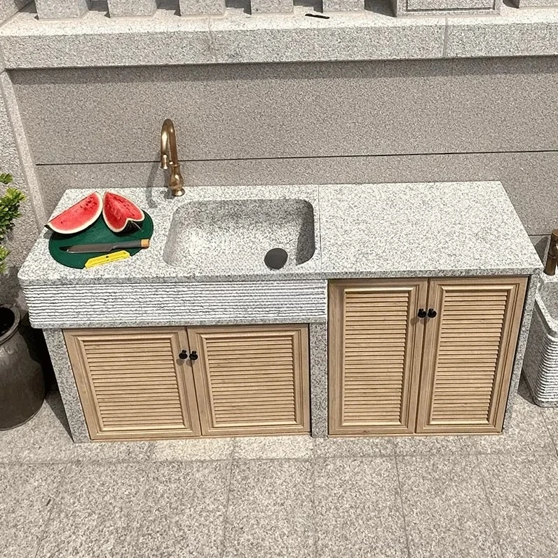 

Outdoor courtyard wash basin