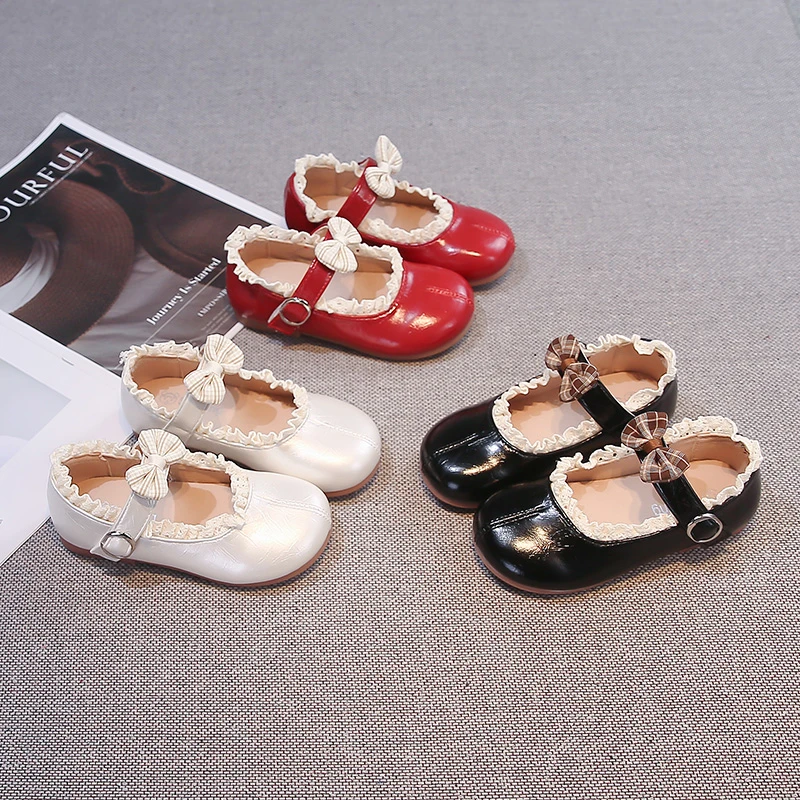 Girls Flat Shoes Sweet Bows Kids Princess Shoes Round Toes Versatile 2026 Brand New Children Leather Shoes Soft Bottom