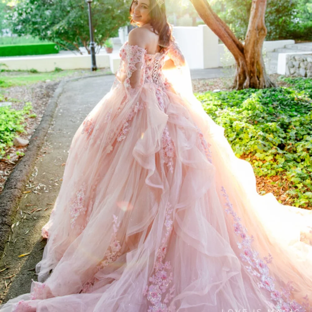 Personalizado rosa quinceanera vestido de baile 3d flor applique contas capa sheer espartilho doce 16 vestido vestidos xv años yqd450