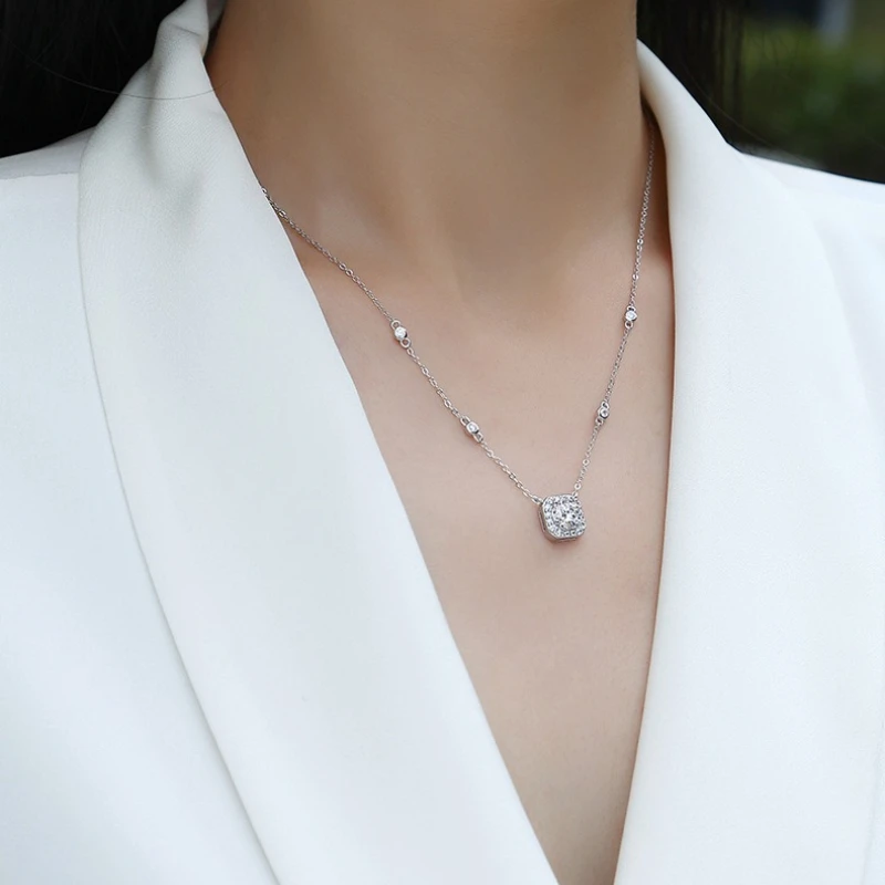 

TBCYD 6.5MM 1ct D Color Square Moissanite Pendant Necklace S925 Silver Shiny Diamond Neck Chain Party Fashion Jewelry