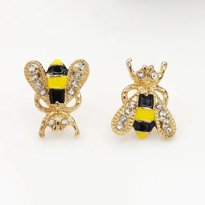 

Lovely Little Bee Earrings for Women Men Shiny Inlaid Zircon Insect Shaped Women's Earrings DIY Jewelry Party Gifts 2024 Trend