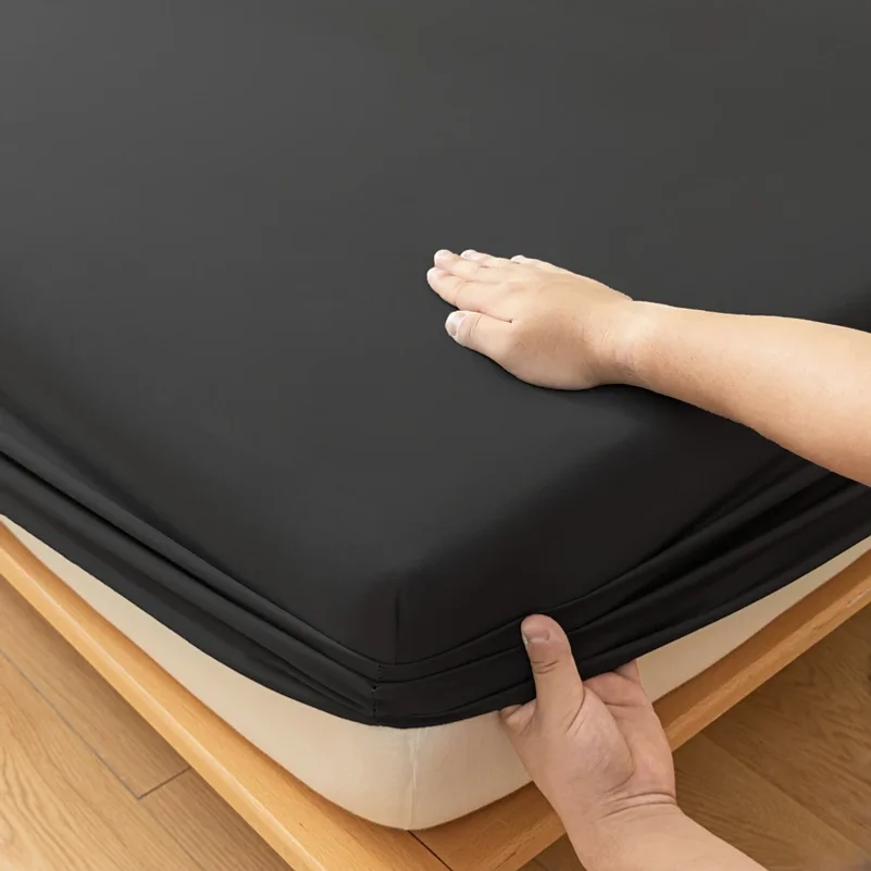 1pc Skin-friendly Bed Cover with Elastic Band Solid Color Brushed Bed Sheet Single/Queen/King Fitted Bedsheet(without pillowcase