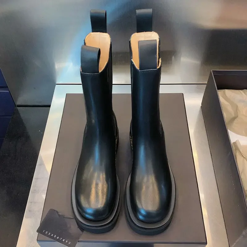 

Женские полувысокие сапоги «Челси» с круглым носком. Шикарные и элегантные зимние ботинки 2024. Новинка в продаже. Женские туфли до середины икры на флисовой подкладке.