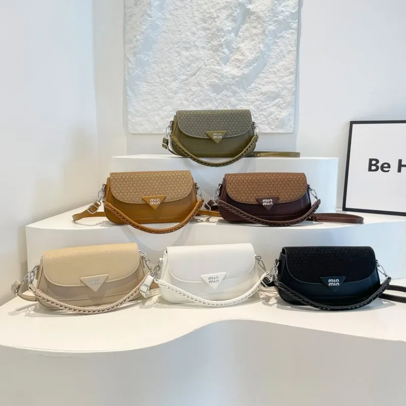 

Elegant Parisian Chic Designer Diaper Bag Luxury Leather Crossbody Handbag For Women Large Capacity Minimalist Tote Bag