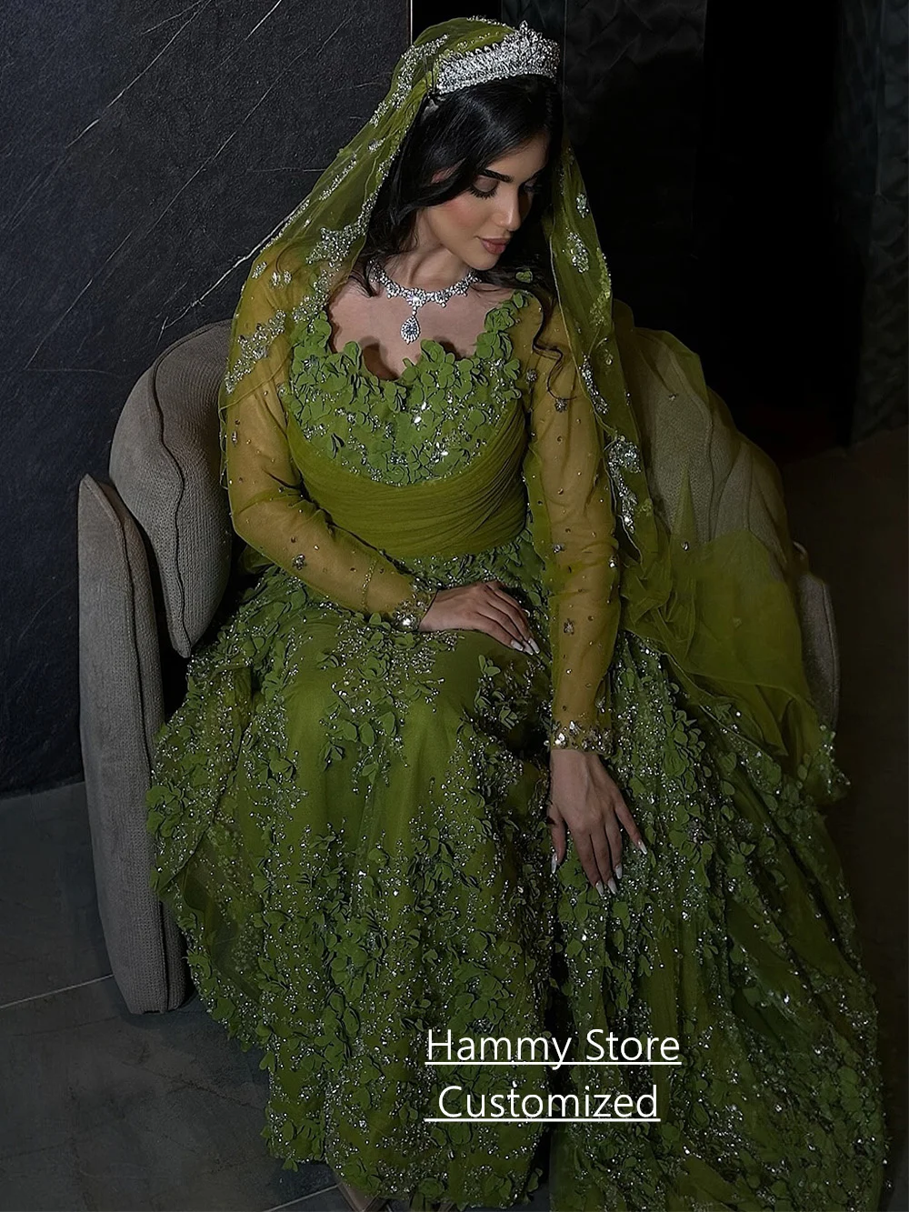 فستان سهرة عربي مع ذيل مخصص رقبة سكوب وأكمام طويلة زهور دانتيل لحفلات الزفاف فساتين حفلة موسيقية سعودية